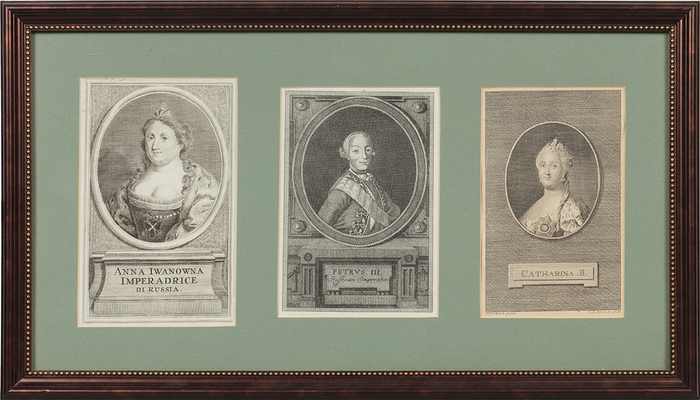 Три гравюры с изображением Российских императоров, оформленных в одну раму: